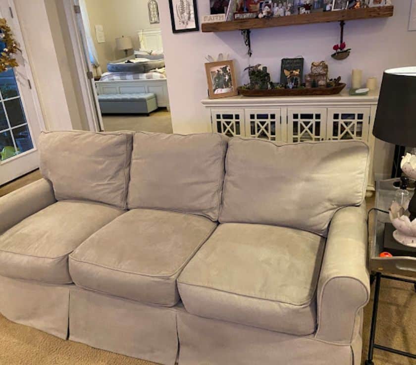 Sofa cleaning in a home in Howell NJ